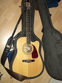 Electric-acoustic guitar